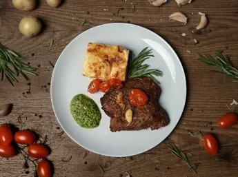 Сочный стейк, идеальная прожарка, вкусное меню для ценителей мяса!