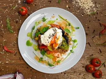 Лёгкое и изысканное меню, в котором свежесть встречается с насыщенными вкусами!